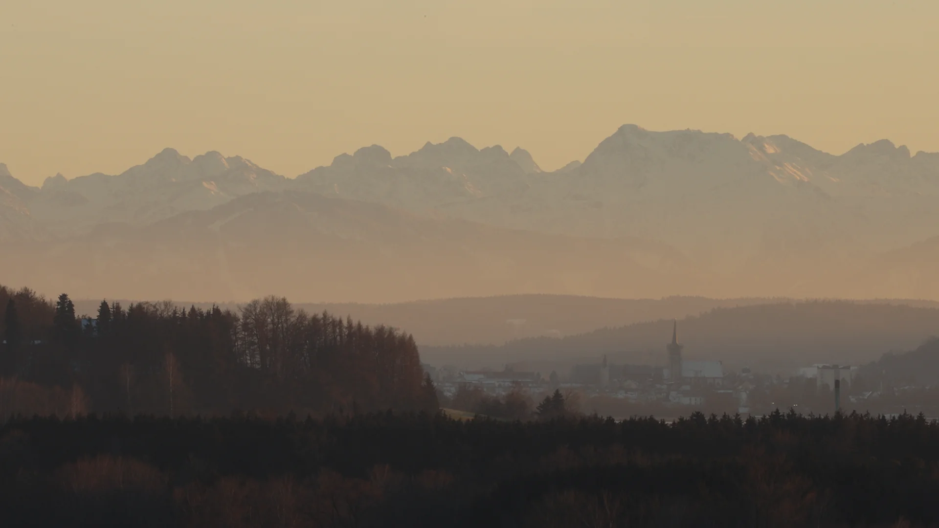 Alpenglühen: Allgäuer Bergkette besonders charmant.